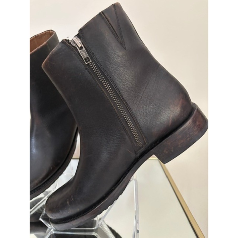 Frye Veronica Inside Zip Black Leather Distressed Ankle Boots Women's 10M - Picture 8 of 13